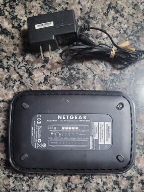 NETGEAR RangeMax 150 Wireless Router WNR1000 - Black